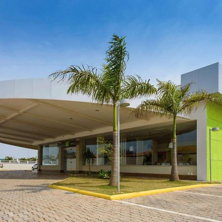 Ibis Styles Ponta Pora Hotel Exterior foto